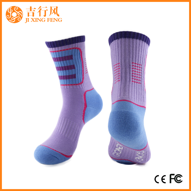 女士运动袜供应商和制造商批发定制女士半毛圈袜子