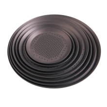 China Round Non Stick Perforated Pizza Crisper Baking Pan Tray manufacturer